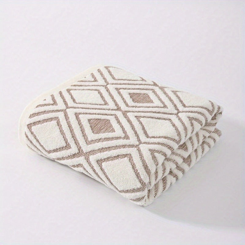 Modern Minimalist 100-Character Ladder Towel and Bath Towel Set | Elegant Couple Towels